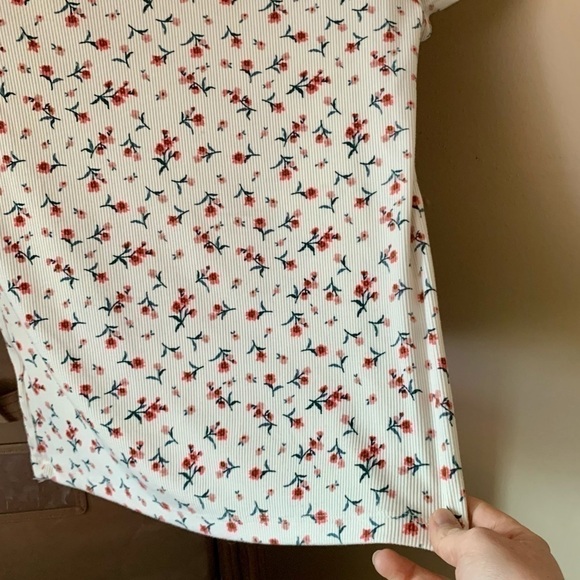 NO Boundaries Crew Ribbed Y2K Ditsy Floral Short Sleeve Top Sz M Juniors Cream - Picture 6 of 13